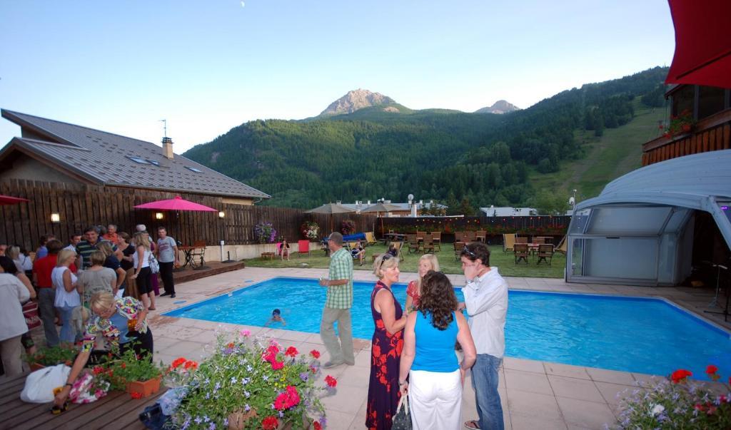 Hotel Plein Sud Serre Chevalier Kültér fotó